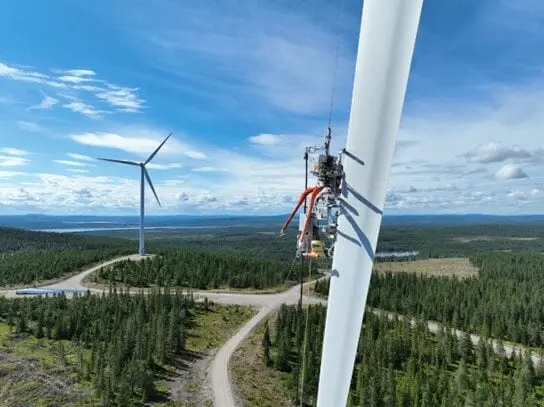 Aerones: Robot-enabled turbine blade repair services