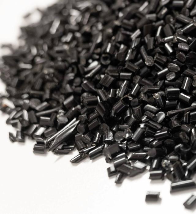 Lignin Industries: Biorefinery to produce new renewable and bio-degradable biomaterial from lignin